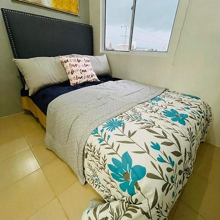 Lovely 2 Bedroom Condo Unit Iloilo Zewnętrze zdjęcie