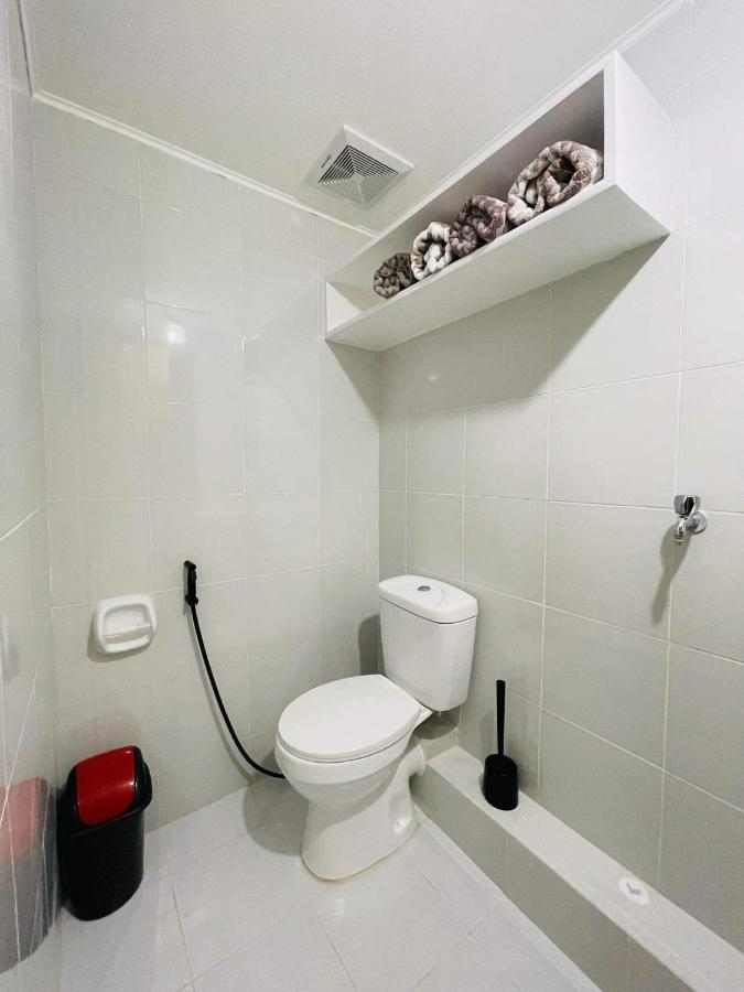 Lovely 2 Bedroom Condo Unit Iloilo Zewnętrze zdjęcie